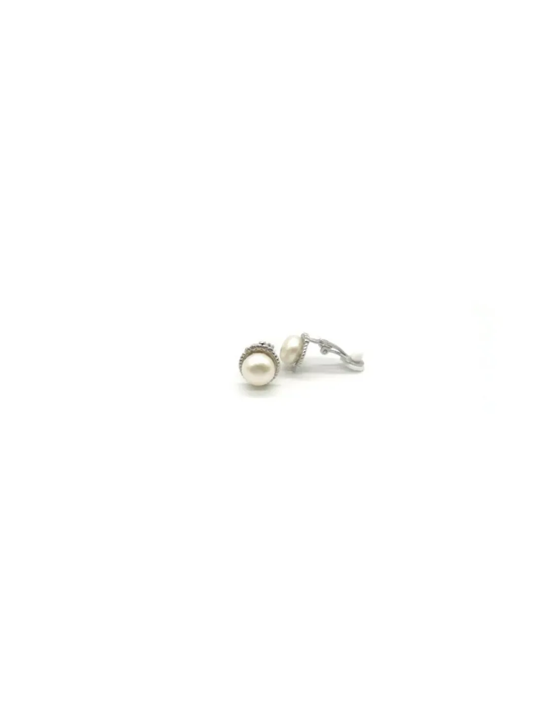 Sale Pendientes con clip perla natural blanca con base plata trenzada y 5 circonitas Pendientes De Plata