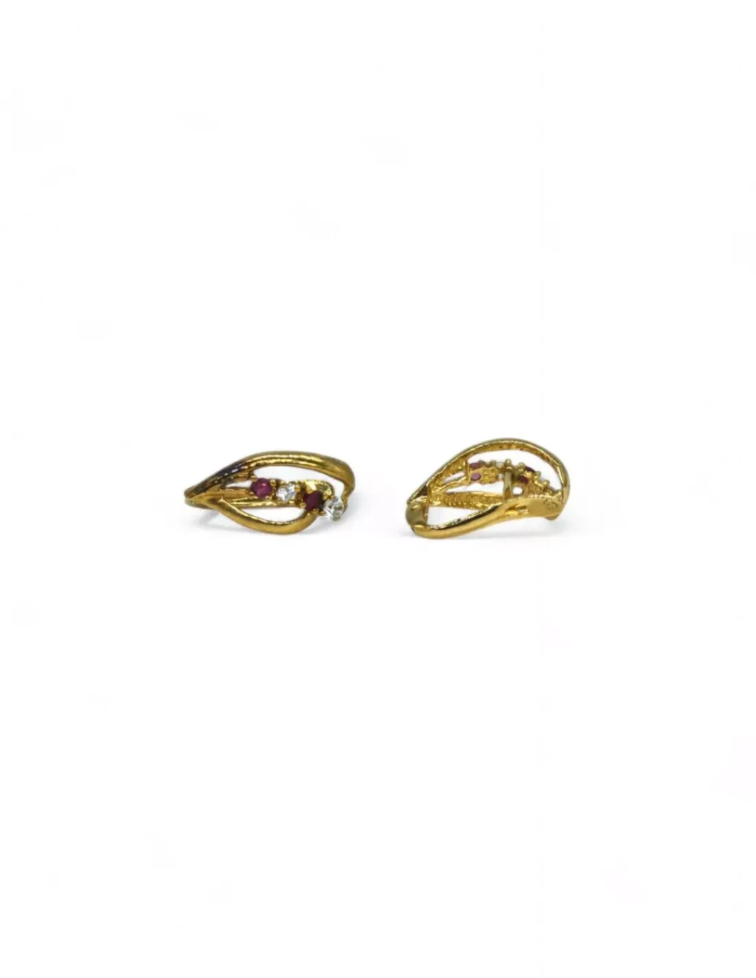 Sale Pendientes en hoja calada con tres circonitas oro 18k Pendientes De Oro